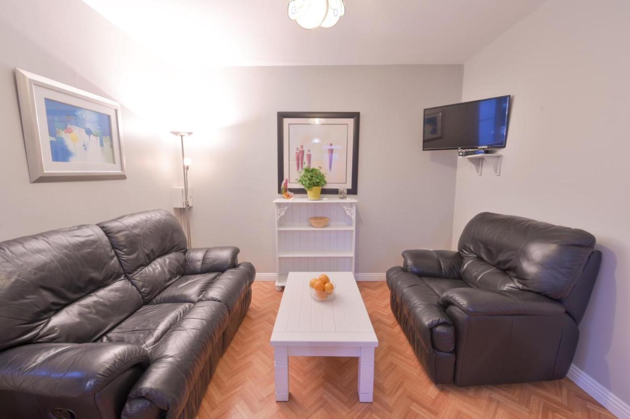 Ocean Breeze Apartment Лехинч Екстериор снимка